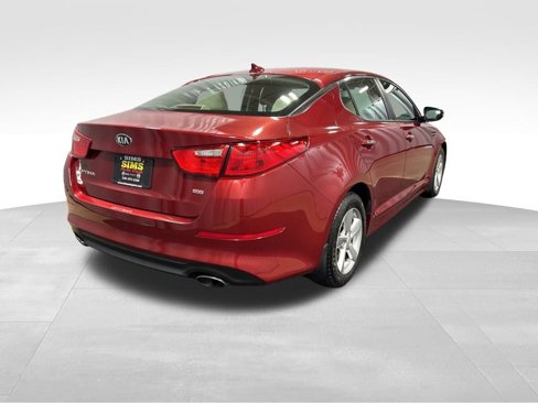 Used 2015 Kia Optima LX image 3