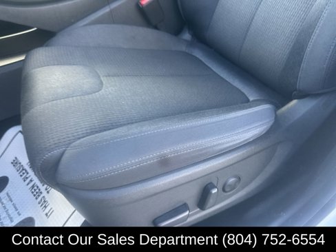 Used 2023 Hyundai Santa Fe SEL image 13