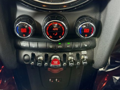 Used 2020 MINI Cooper S image 16