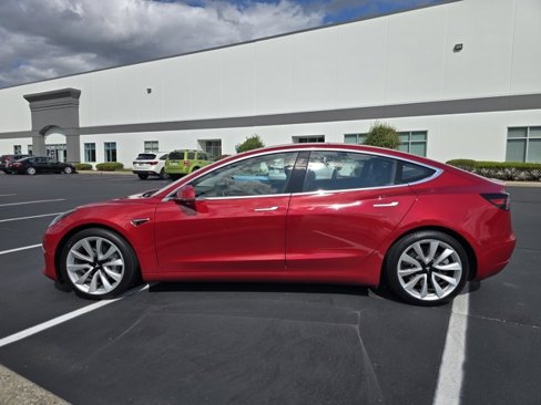 Used 2018 Tesla Model 3 Long Range image 12