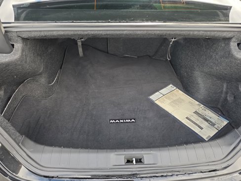 Used 2018 Nissan Maxima SR image 34