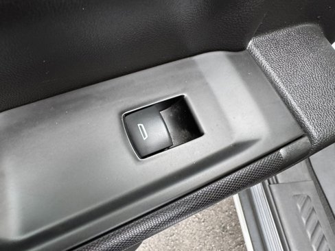 Used 2021 Chevrolet Silverado 1500 LT w/ Bed Protection Package image 26