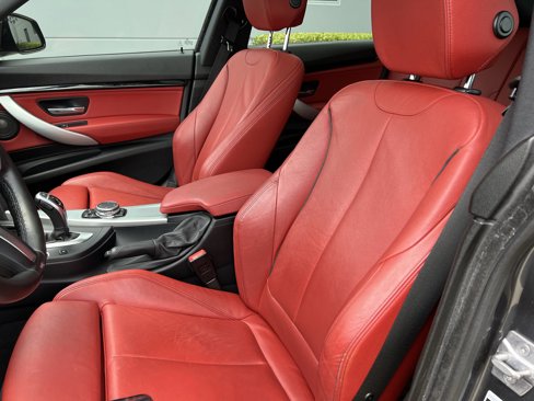 Used 2017 BMW 340i Gran Turismo xDrive image 17