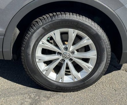 Used 2018 Volkswagen Tiguan S w/ Front Fog Lights Package image 9