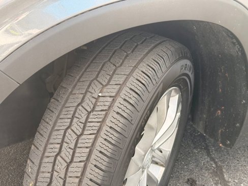 Used 2020 Hyundai Santa Fe SE image 11