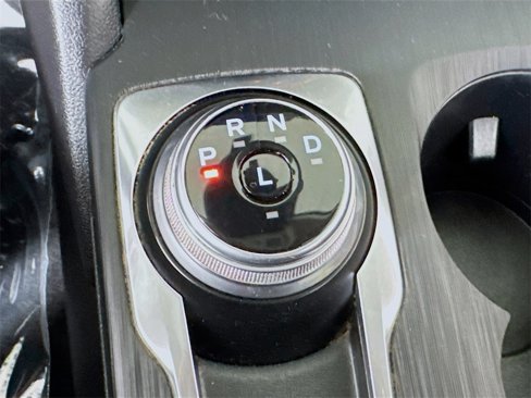 Used 2021 Ford Escape SE image 20