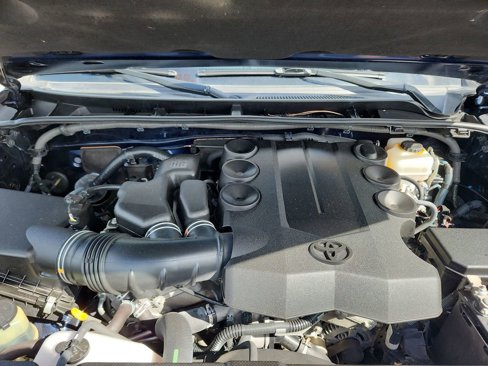 Used 2015 Toyota 4Runner SR5 image 33