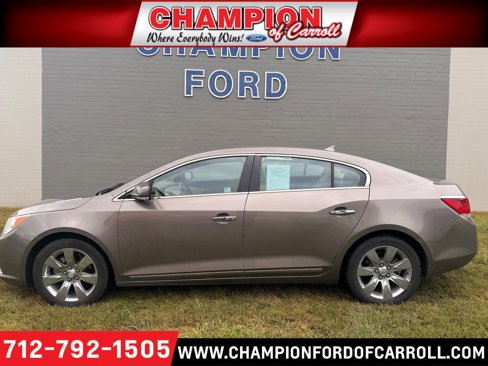 Used 2010 Buick LaCrosse CXL image 1