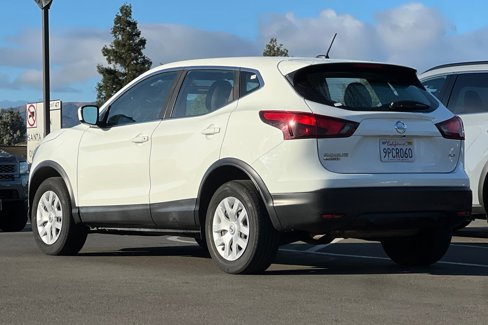 Used 2019 Nissan Rogue Sport S image 6