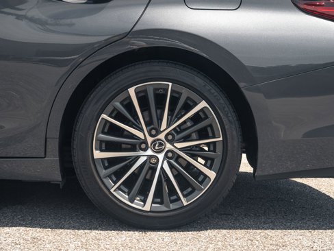 Used 2022 Lexus ES 350 w/ Premium Package image 14