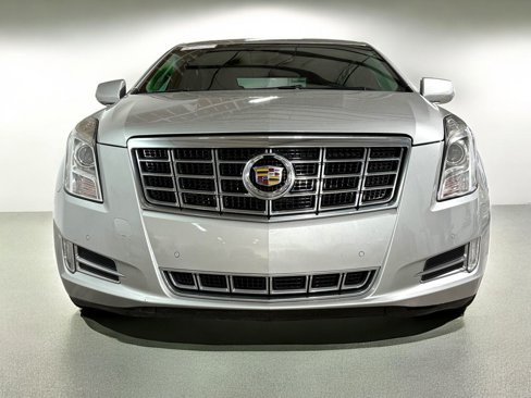 Used 2013 Cadillac XTS Luxury w/ Driver Awareness Package image 6