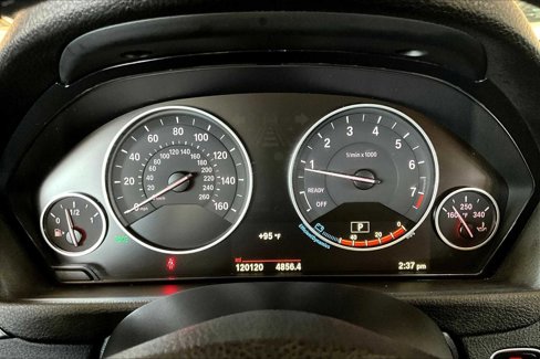 Used 2015 BMW 320i Sedan image 25