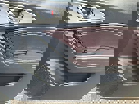Used 2018 MAZDA MAZDA3 Touring image 14