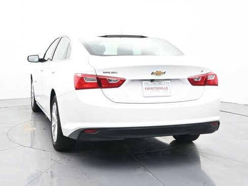 Used 2023 Chevrolet Malibu LT image 8