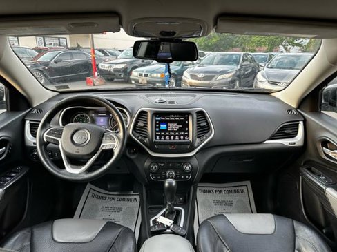 Used 2014 Jeep Cherokee Limited w/ Luxury Group image 18