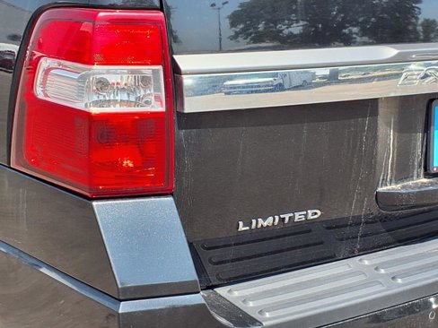Used 2015 Ford Expedition Limited w/ Equipment Group 301A image 28