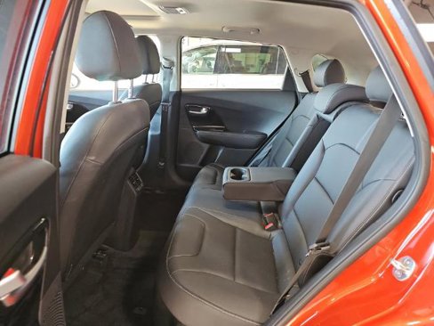 Used 2022 Kia Niro Touring Special Edition image 10