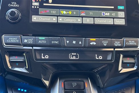 Used 2018 Honda Odyssey Elite image 24