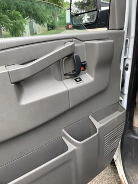 Used 2017 Chevrolet Express 3500 LT w/ LT Preferred Equipment Group image 13
