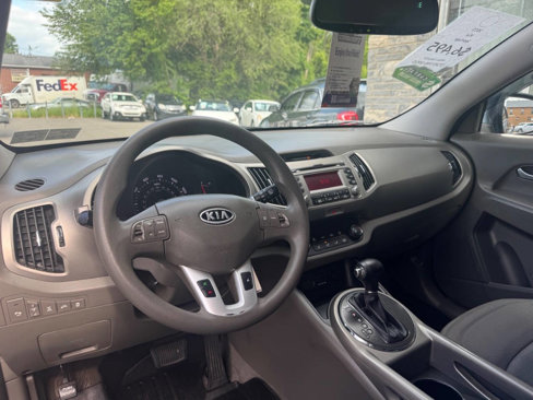 Used 2011 Kia Sportage LX w/ Convenience Pkg image 12