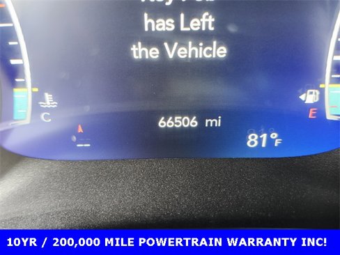 Used 2023 Chrysler Pacifica Touring-L image 26