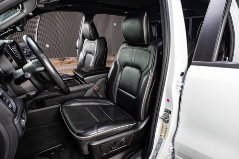 Used 2023 RAM 1500 Limited image 32
