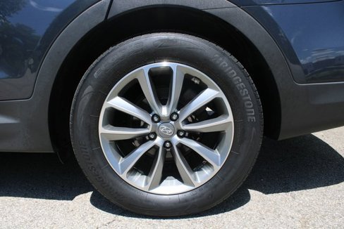 Used 2017 Hyundai Santa Fe SE image 36
