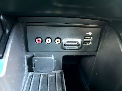 Used 2013 Ford Explorer Limited image 25