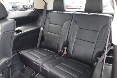 Used 2023 GMC Acadia Denali w/ Black Diamond Edition image 13