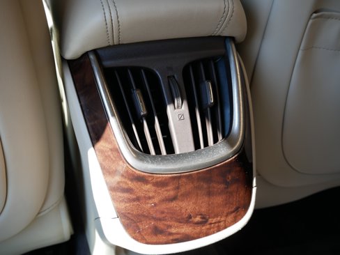 Used 2015 Buick LaCrosse Premium image 12