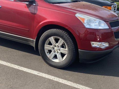 Used 2012 Chevrolet Traverse LT image 6