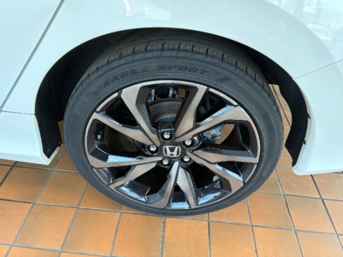 Used 2019 Honda Civic Sport image 18