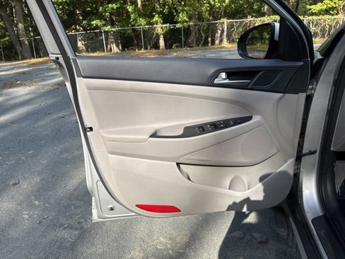 Certified 2021 Hyundai Tucson SEL image 17