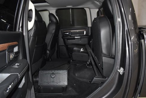 Used 2016 RAM 1500 Laramie w/ Convenience Group image 37