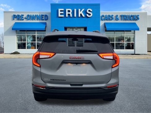 Certified 2023 GMC Terrain SLE w/ Driver Convenience Package image 7