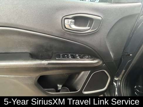 Used 2017 Jeep Compass Limited w/ Navigation Group image 16