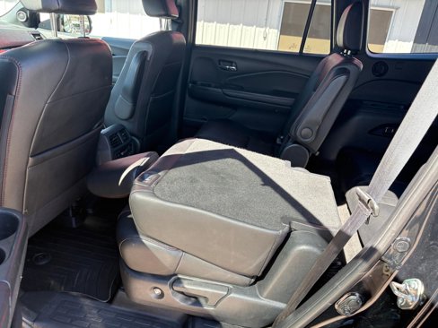 Used 2020 Honda Pilot Black Edition image 38