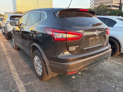 Used 2020 Nissan Rogue Sport S image 6