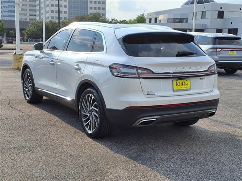Used 2019 Lincoln Nautilus Reserve image 21