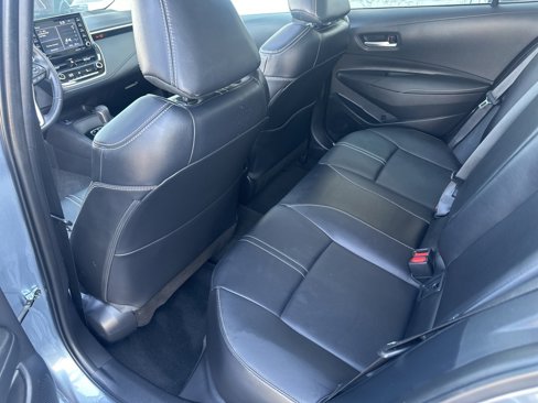 Used 2021 Toyota Corolla XLE w/ Carpet Mat Package (TMS) image 18