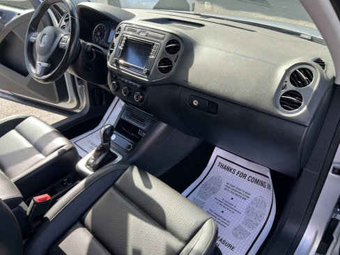 Used 2017 Volkswagen Tiguan Wolfsburg Edition image 12