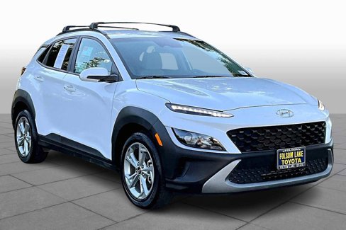 Used 2022 Hyundai Kona SEL image 2