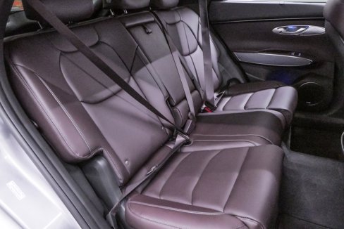 Certified 2022 Genesis GV70 2.5T w/ Advanced Package image 12