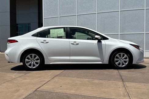 Certified 2022 Toyota Corolla LE image 3