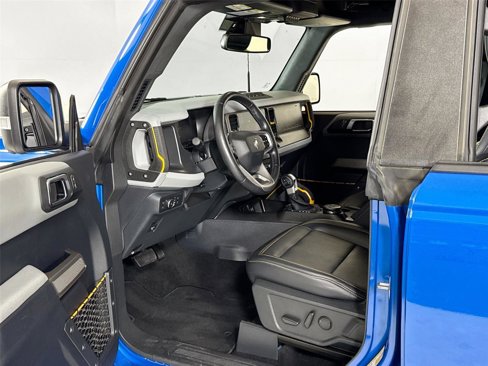 Used 2022 Ford Bronco Badlands image 11