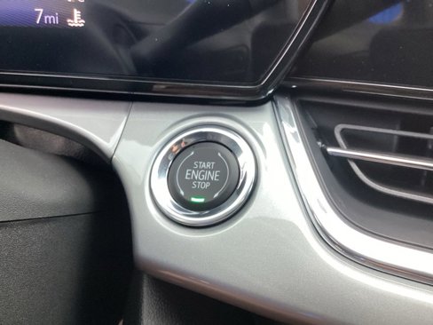New 2025 Chevrolet Trax LT image 12