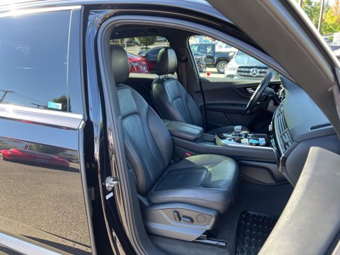 Used 2017 Audi Q7 3.0T Premium Plus image 25