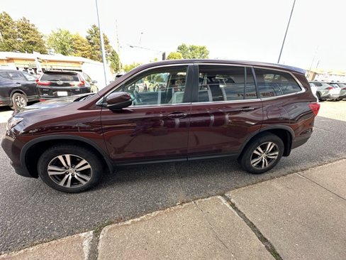 Used 2016 Honda Pilot EX image 4