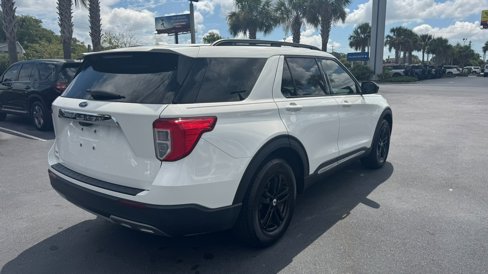 Certified 2022 Ford Explorer XLT w/ Equipment Group 202A image 8