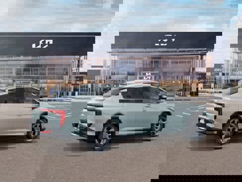 New 2025 Kia K4 LXS image 6